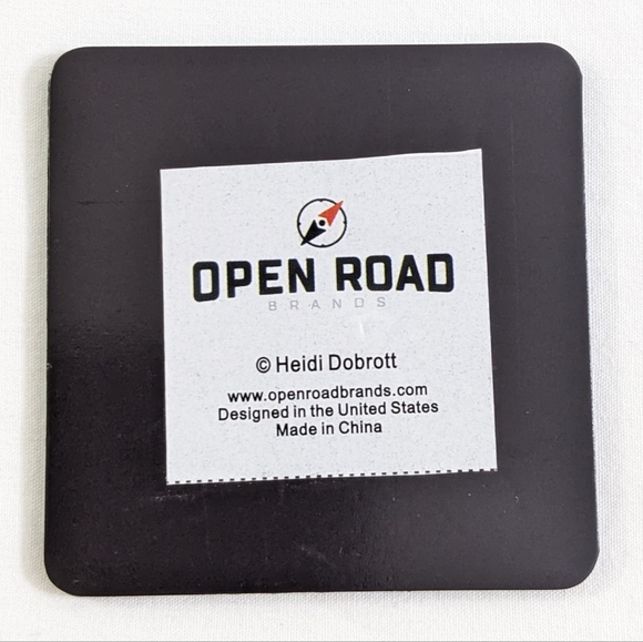 Happy Camper Embossed Metal Magnet, NEW - Picture 2 of 5